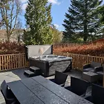 Hot Tub 3 Bed - Fallbarrow - Windermere * Bowness-on-Windermere