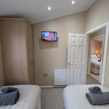 Chalet Hot Tub 3 Bed - Fallbarrow - Windermere