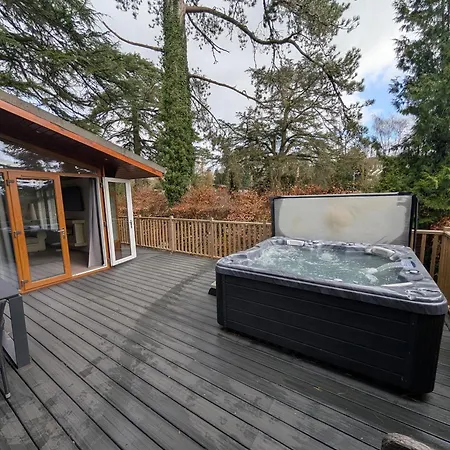 Hot Tub 3 Bed - Fallbarrow - Windermere Chalet