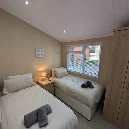 Hot Tub 3 Bed - Fallbarrow - Windermere Chalet Bowness-on-Windermere