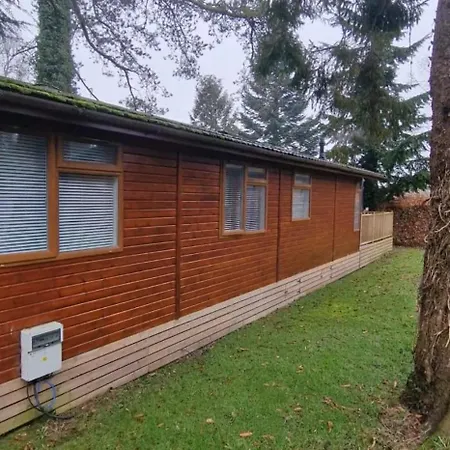 Hot Tub 3 Bed - Fallbarrow - Windermere Шале *