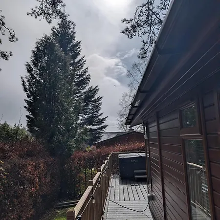 Chalet Hot Tub 3 Bed - Fallbarrow - Windermere *