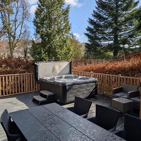 Hot Tub 3 Bed - Fallbarrow - Windermere * Боунес-он-Уиндермер