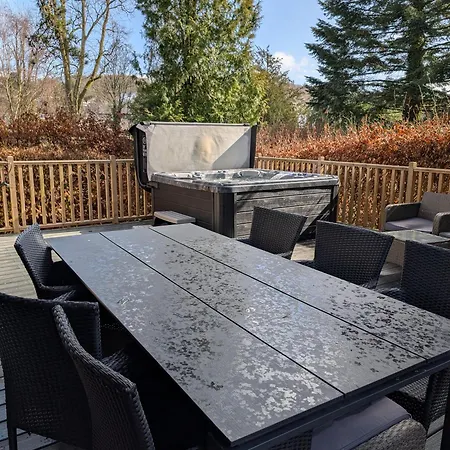 Hot Tub 3 Bed - Fallbarrow - Windermere Шале Боунес-он-Уиндермер