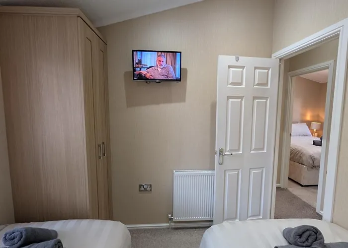 Chalet Hot Tub 3 Bed - Fallbarrow - Windermere