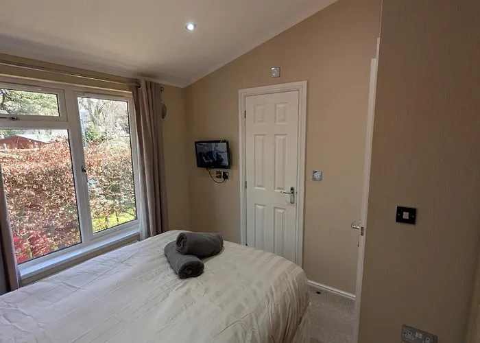 Chalet Hot Tub 3 Bed - Fallbarrow - Windermere *