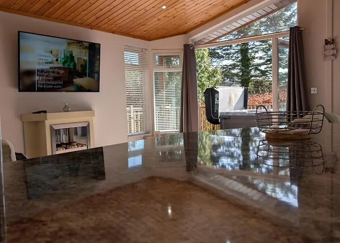 Hot Tub 3 Bed - Fallbarrow - Windermere Chalet *