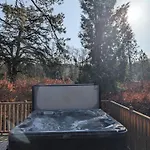 Alpehytte Hot Tub 3 Bed - Fallbarrow - Windermere *